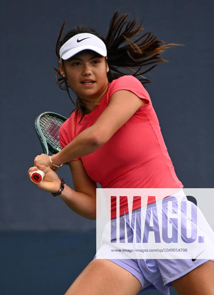 Practice court at the USTA Billie Jean King National Tennis Center Featuring: Emma Raducanu Where: Flushing Meadows, New York, United States When: 22 Aug 2024 Credit: Robert Bell INSTARimages . NOT FOR USE BY NEWSPAPERS BASED IN THE UK.