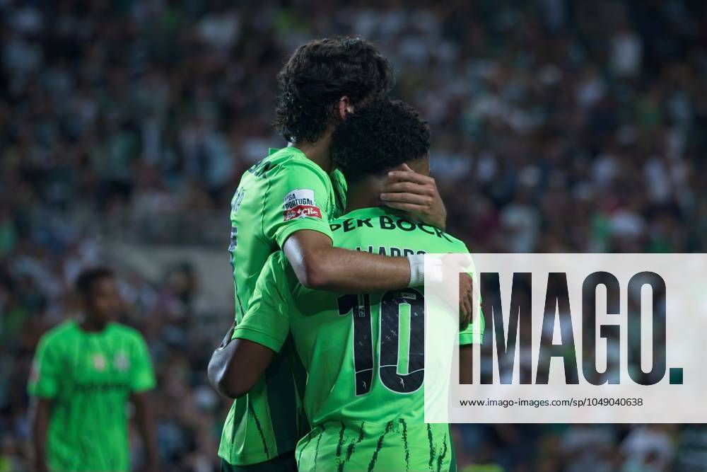 Algarve Stadium, Loule, Portugal, Sporting Clube Farense v Sporting Clube de Portugal, Liga Portugal Betclic, Week 3 August 23, 2024, Loule, Portugal: Marcus Edwards 10 and Francisco Trincao 17 of Sporting Clube de Portugal in action during the Liga Portugal Betclic week 3 football match between Sporting Clube Farense and Sporting Clube de Portugal at Algarve Stadium.