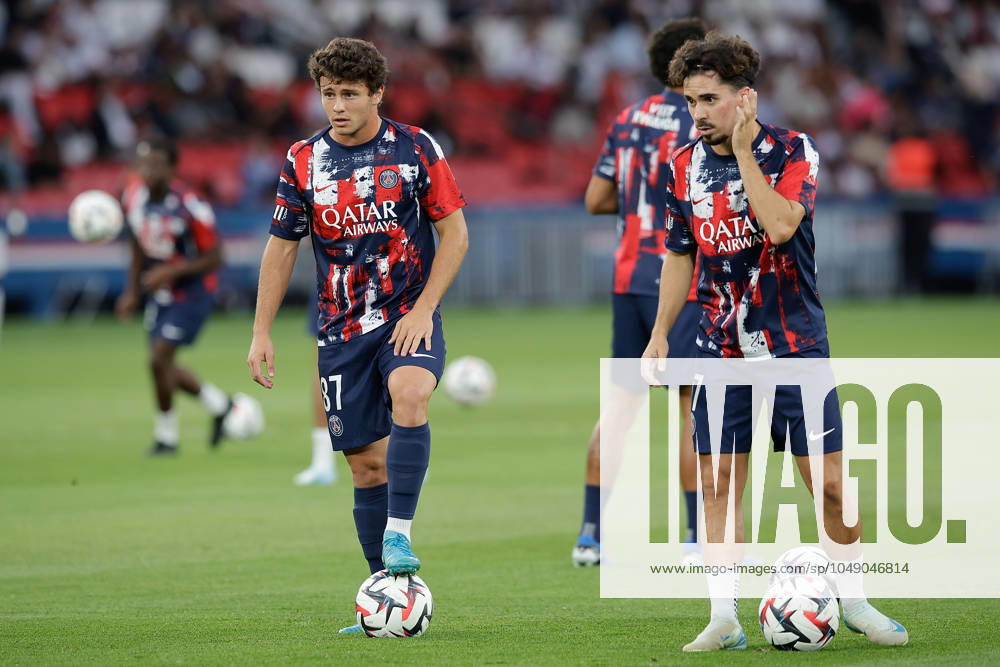 La Ligue 1, Matchday 2 Season 2024 24 Paris Saint Germain Montpellier HSC v l , Joao Neves Paris Saint Germain and Vitinha Paris Saint Germain warm up,