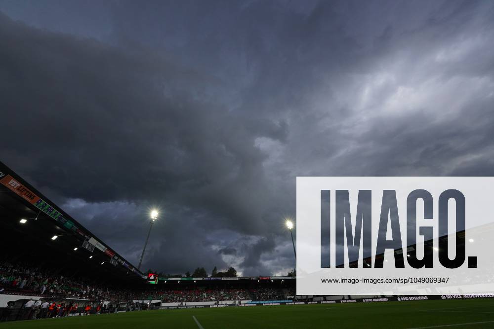 NIJMEGEN, 24-08-2024, Stadion De Goffert, football, Dutch Eredivisie , season 2024 2025. Bad weather coming at Stadium de Goffert during the match NEC - PEC Zwolle. NEC - PEC Zwolle x26104978x