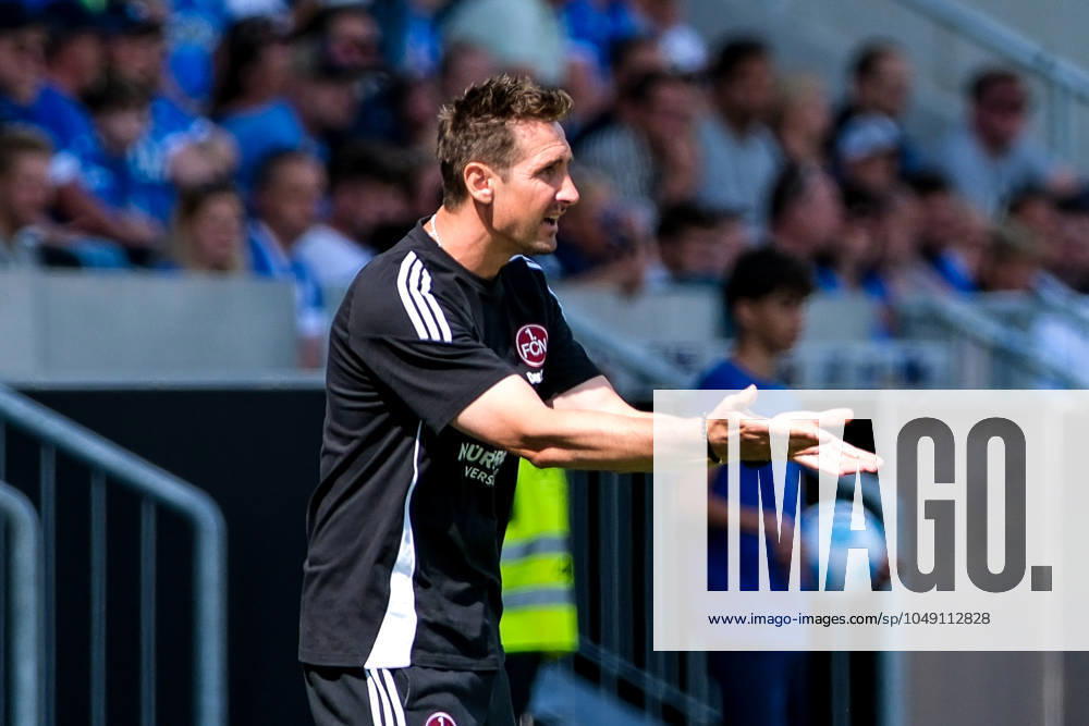 Miroslav Klose 1 FC Nuernberg, Coach gestures, GER, SV Darmstadt 98 vs 1 FC Nuernberg, Football, 2 Bundesliga, Matchday 3, Season 2024 2025, 25 08 2024 DFL REGULATIONS PROHIBIT ANY USE OF PHOTOGRAPHS as IMAGE SEQUENCES and or QUASI VIDEO GER, SV Darmstadt 98 vs 1 FC Nuernberg Football, 2 Bundesliga, Matchday 3, Season 2024 2025, 25 08 2024 Darmstadt