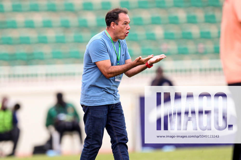 Coach Leonardo Neiva of Gor Mahia during the Totalenergies CAF Champions League match between Gor Mahia of Kenya and El Merriekh FC Bentiu of South Sudan at Nyayo National Stadium on August 25. 2024 in Nairobi, Kenya. Photo by Chris Omollo