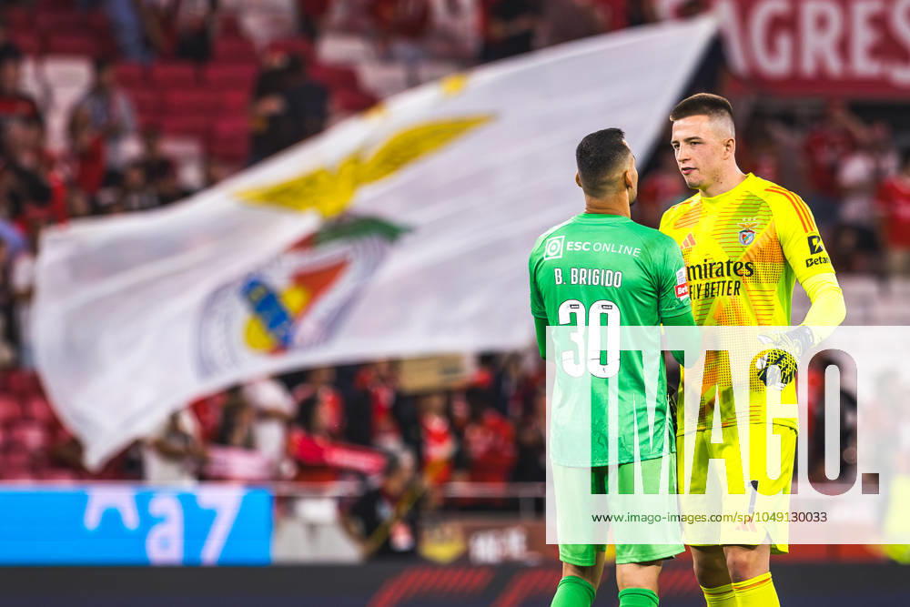 SL Benfica Vs CF Estrela da Amadora in Lisbon, Portugal - 24 Aug 2024 Goalkeeper Bruno Brigido of CF Estrela da Amadora (L) greets Goalkeeper Anatoliy Trubin of SL Benfica (R) at the end of the match between SL Benfica and CF Estrela da Amadora for the Liga Portugal Betclic at Estadio da Luz. Final score: SL Benfica 1 - 0 CF Estrela da Amadora Lisbon Portugal