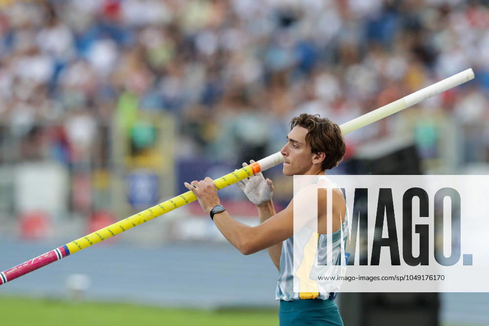 Armand Duplantis of Sweden seen during the Wanda Diamond League 2024 Pole Vault Men at Silesian Stadium. Chorzow Poland - ZUMAs197 20240825_aaa_s197_441