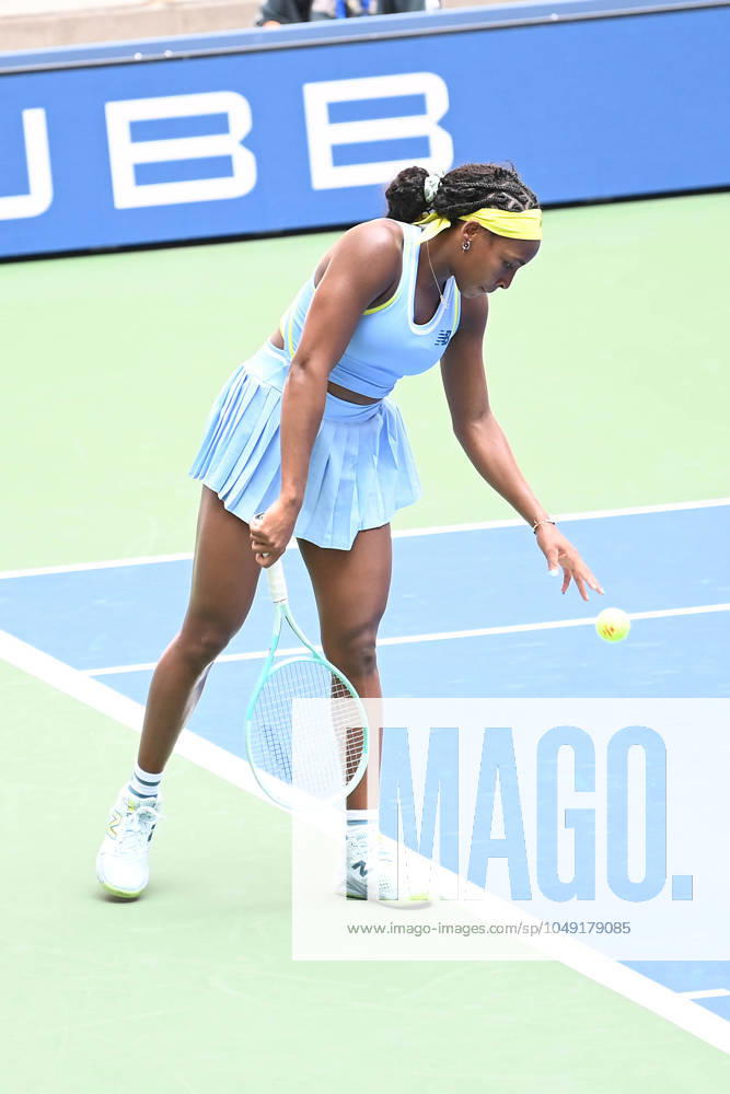 Coco Gauff during her first round win at the US Open Featuring: Coco Gauff Where: Queens, New York, United States When: 26 Aug 2024 Credit: Joey Andrew startraksphoto.com . NOT FOR USE BY NEWSPAPERS BASED IN THE UK.