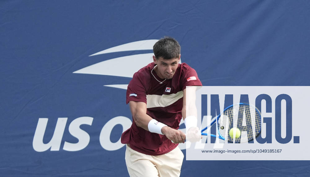August 26,2024: Alexei Popyrin (AUS) defeated Soonwoo Kwon (KOR) 7-5, 6-2, 6-3, at the US Open being played at Billie Jean King National Tennis Center in Flushing, Queens, NY. Â CSM Flushing, Queens USA - ZUMAc04_ 20240826_zma_c04_033