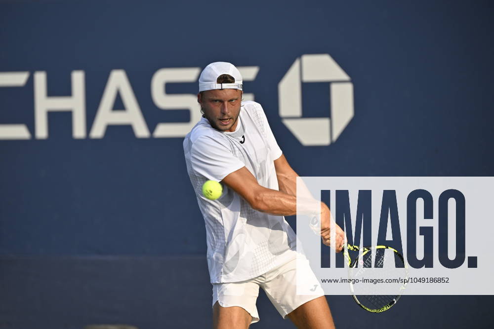 Tennis : Us Open 2024 - Alexandre Muller - France Tennis :Us Open 2024 - Usa 26 08 2024 ChrysleneCaillaud Panoramic