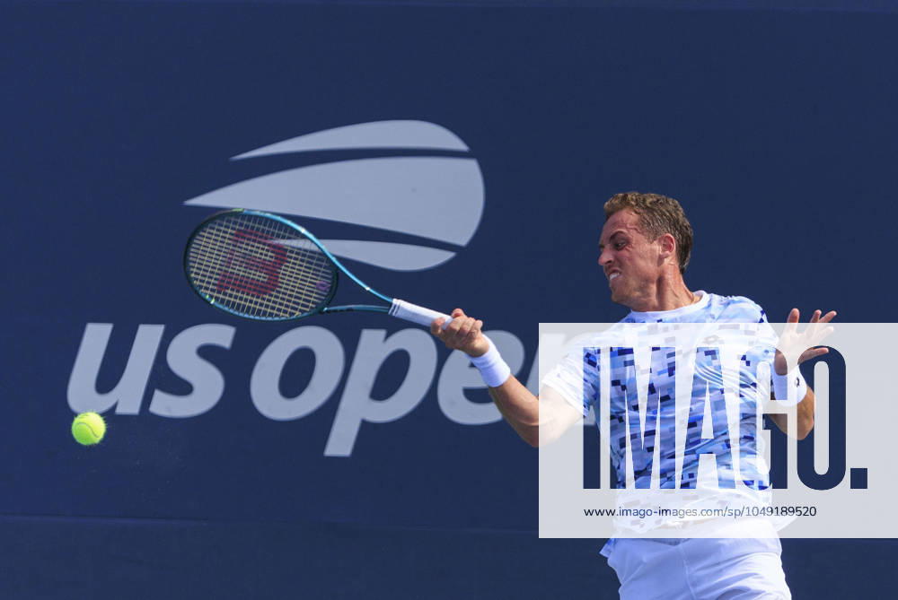 Roberto Carballes Baena during Day 1 of his match against Jan Choinski in the 2024 US Open held at the USTA Billie Jean King National Tennis Center on MondayAugust 26, 2024 in the Flushing neighborhood of the Queens borough of New York City. JAVIER ROJAS PI Flushing Meadows USA - ZUMAp124 20240826_zaa_p124_040