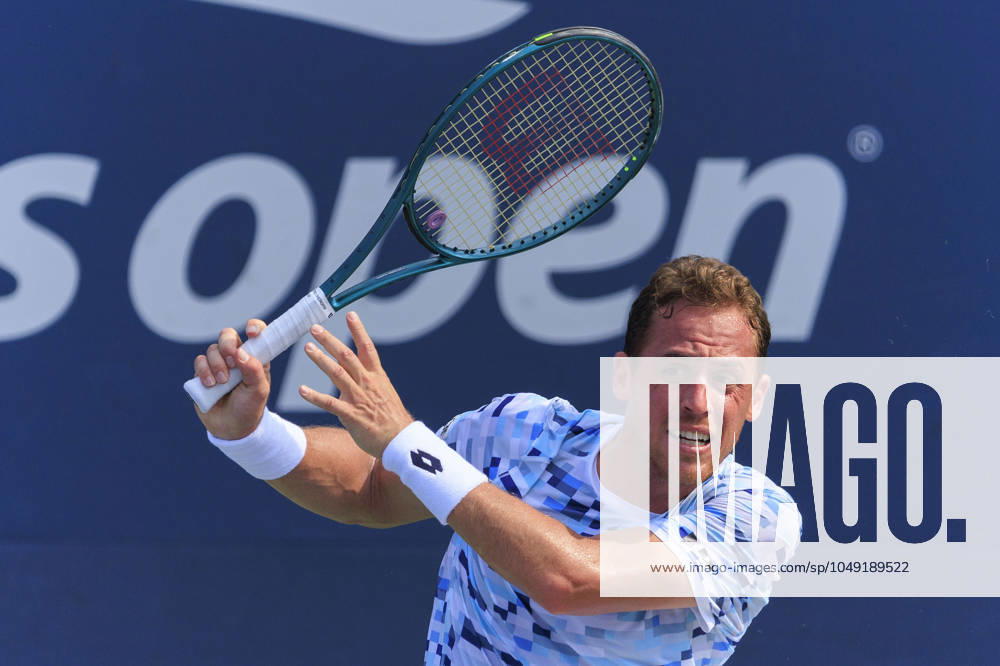 Roberto Carballes Baena during Day 1 of his match against Jan Choinski in the 2024 US Open held at the USTA Billie Jean King National Tennis Center on MondayAugust 26, 2024 in the Flushing neighborhood of the Queens borough of New York City. JAVIER ROJAS PI Flushing Meadows USA - ZUMAp124 20240826_zaa_p124_042