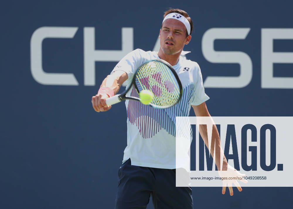 Daniel Altmaier GER Tennis US Open 2024 Grand Slam Billie Jean King Tennis Center New York New York USA August 27, 2024