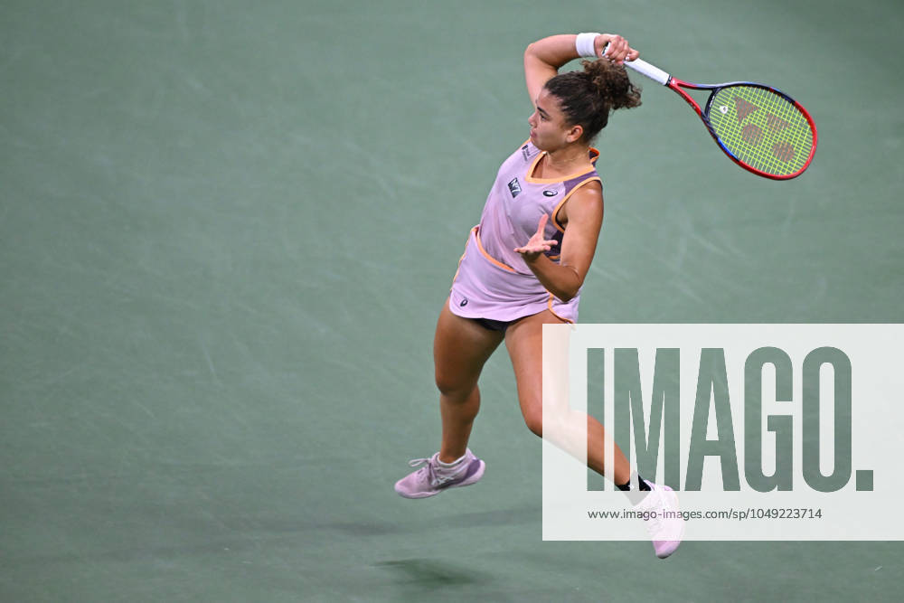US Open - First Round Jasmine Paolini (ITA) during his first round match at the 2024 US Open at Billie Jean National Tennis Center in New York City, NY, USA, on August 27, 2024. Photo by Corinne Dubreuil ABACAPRESS.COM New York City NY United States