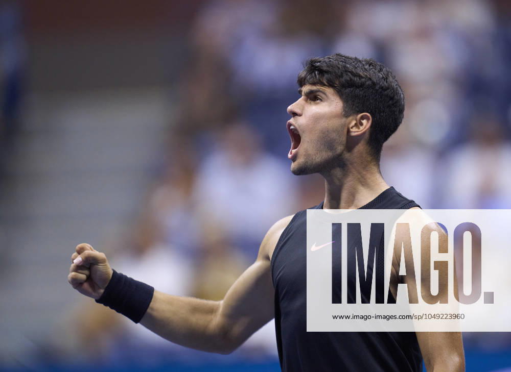 US Open Tennis 2024 Carlos Alcaraz (ESP) reacts to a point when playing against Li Tu (AUS) in the first round on Arthur Ashe Stadium at the 2024 US Open Tennis Championships at the National Tennis centre, New York, New York, 27 Aug 2024., Credit:Peter van den Berg Avalon USA, New York, New York, National Tennis Centre