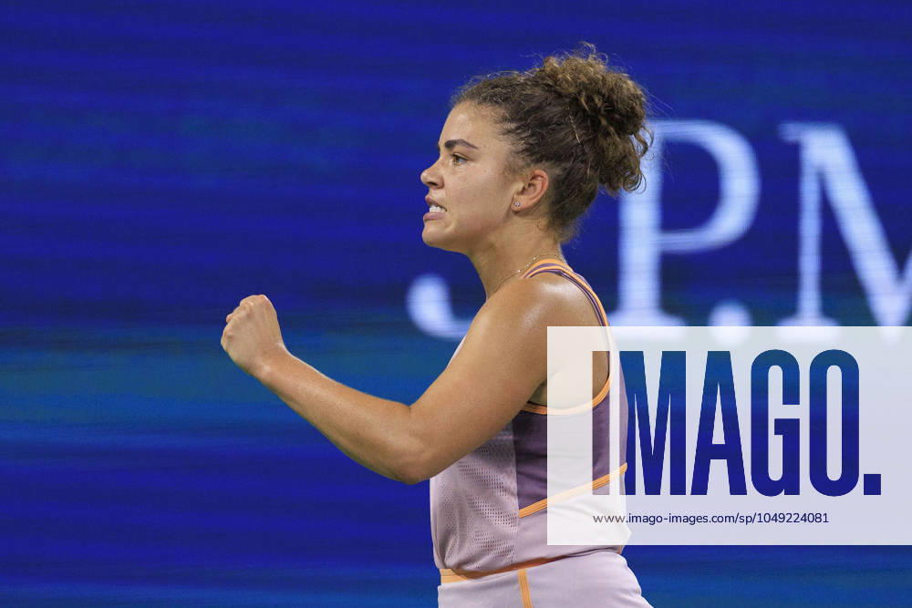 Jasmine Paolini during Day 2 of her match against Bianca Andreescu in the 2024 US Open held at the USTA Billie Jean King National Tennis Center on MondayAugust 26, 2024 in the Flushing neighborhood of the Queens borough of New York City. JAVIER ROJAS PI Flushing Meadows USA - ZUMAp124 20240827_zaa_p124_105