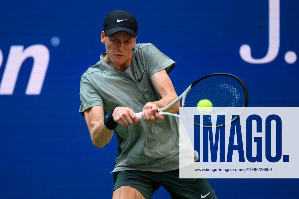 2024 US Open Tennis Championships at the USTA Billie Jean King National Tennis Centre Featuring: Jannik Sinner Where: Queens, New York, United States When: 27 Aug 2024 Credit: David Lobel INSTARimages . NOT FOR USE BY NEWSPAPERS BASED IN THE UK.