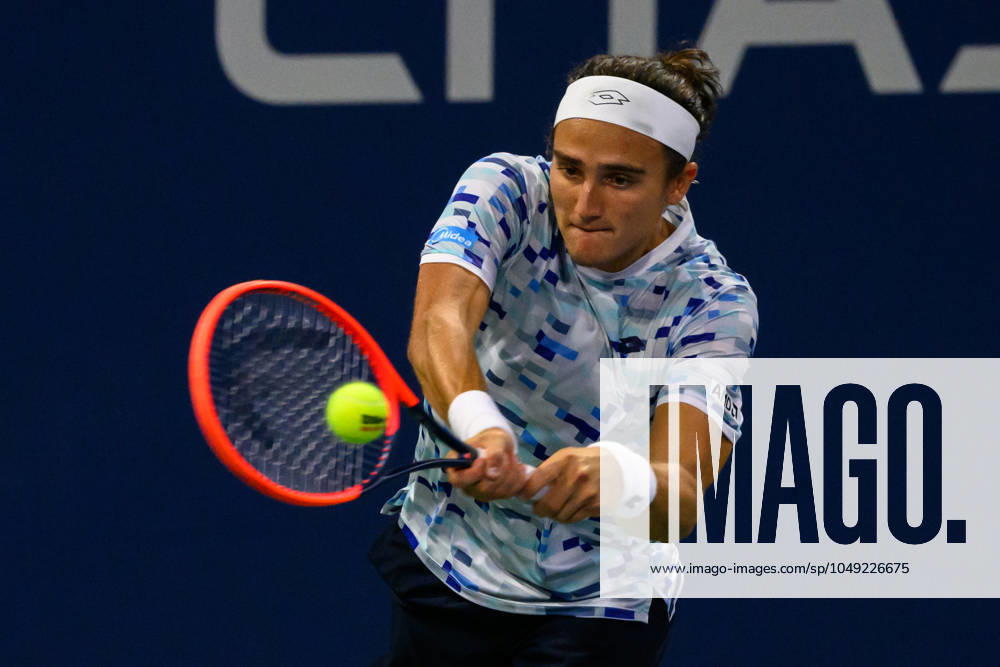 2024 US Open Tennis Championships at the USTA Billie Jean King National Tennis Centre Featuring: Mattia Bellucci Where: Queens, New York, United States When: 27 Aug 2024 Credit: David Lobel INSTARimages . NOT FOR USE BY NEWSPAPERS BASED IN THE UK.