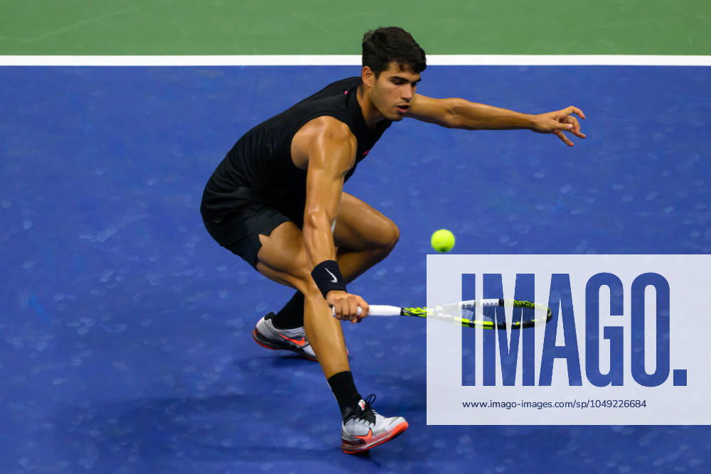 2024 US Open Tennis Championships at the USTA Billie Jean King National Tennis Centre Featuring: Carlos Alcaraz Where: Queens, New York, United States When: 27 Aug 2024 Credit: David Lobel INSTARimages . NOT FOR USE BY NEWSPAPERS BASED IN THE UK.