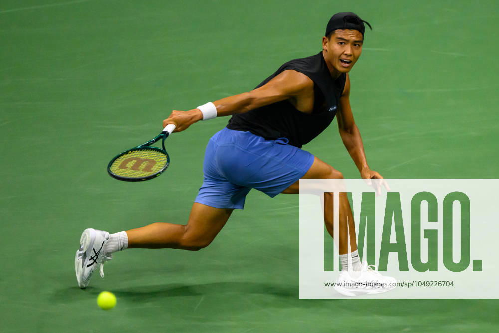 2024 US Open Tennis Championships at the USTA Billie Jean King National Tennis Centre Featuring: Tu Li Where: Queens, New York, United States When: 27 Aug 2024 Credit: David Lobel INSTARimages . NOT FOR USE BY NEWSPAPERS BASED IN THE UK.