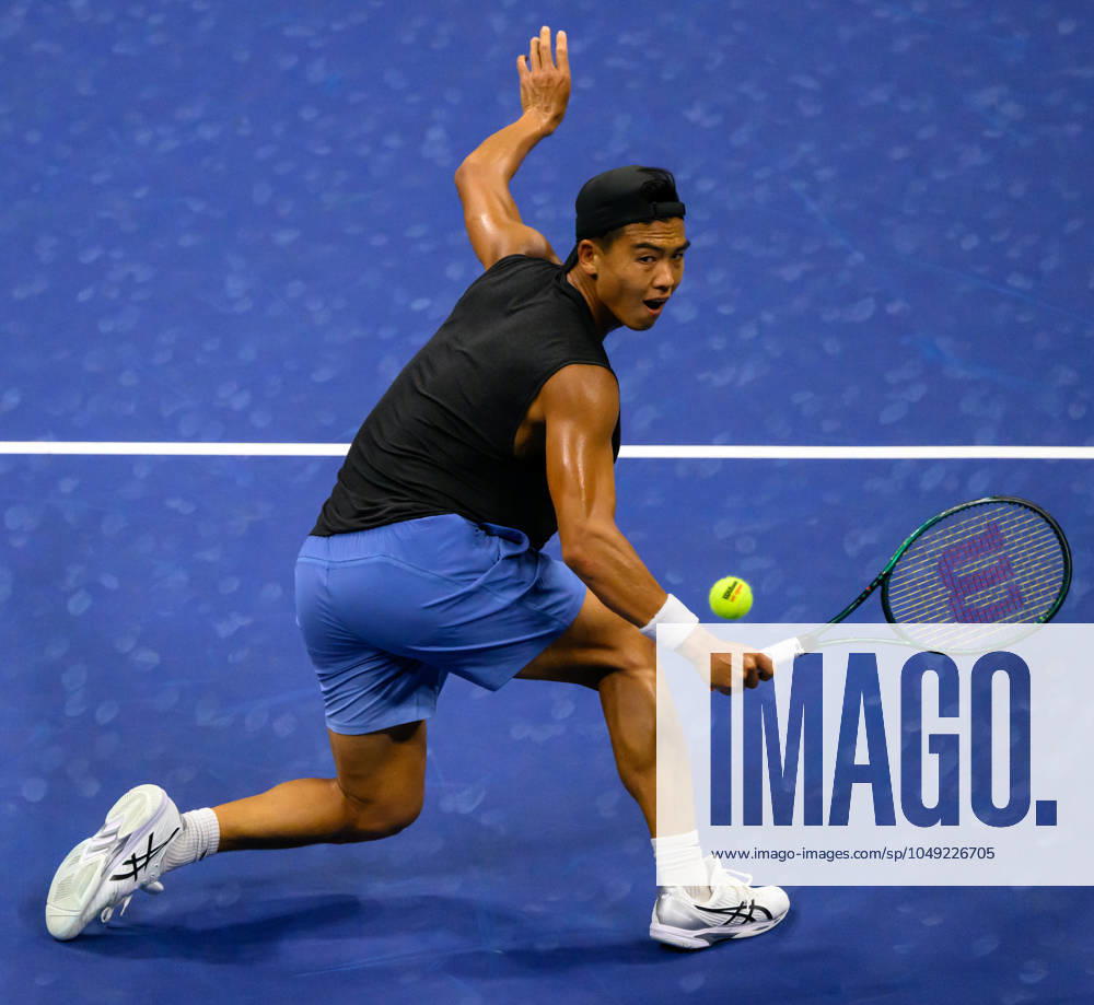 2024 US Open Tennis Championships at the USTA Billie Jean King National Tennis Centre Featuring: Tu Li Where: Queens, New York, United States When: 27 Aug 2024 Credit: David Lobel INSTARimages . NOT FOR USE BY NEWSPAPERS BASED IN THE UK.