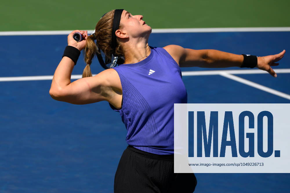 2024 US Open Tennis Championships at the USTA Billie Jean King National Tennis Centre Featuring: Karolina Muchova Where: Queens, New York, United States When: 27 Aug 2024 Credit: David Lobel INSTARimages . NOT FOR USE BY NEWSPAPERS BASED IN THE UK.