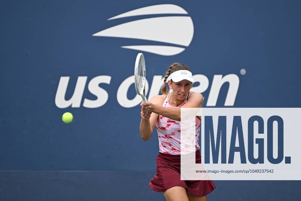 Elise Mertens of Belgium plays against Aija Tomljanovic of Australia during the Women s Single s round two of the U.S. Open tennis tournament at USTA Billie Jean King National Tennis Center, New York, NY, August 28, 2024. (Photo by Anthony Behar Sipa USA) ANTHONYxBEHAR x0757553118stx