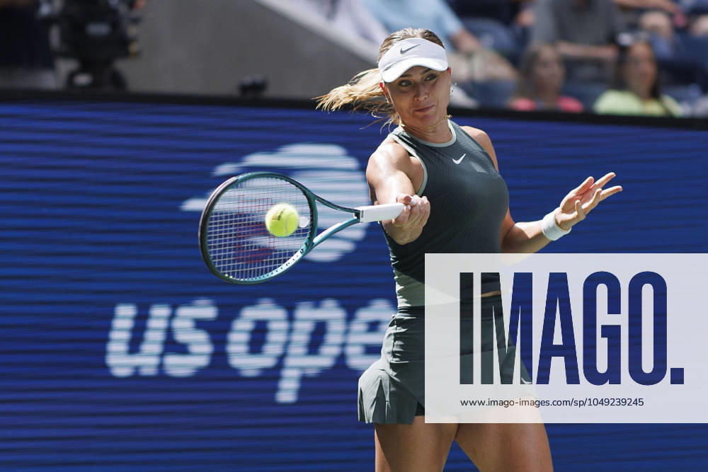Paula Badosa hits a forehand during her match against Taylor Townsend on Day 3 of the 2024 US Open held at the USTA Billie Jean King National Tennis Center on Wednesday August 28, 2024 in the Flushing neighborhood of the Queens borough of New York City. JAVIER ROJAS PI Flushing Meadows USA - ZUMAp124 20240828_zaa_p124_029