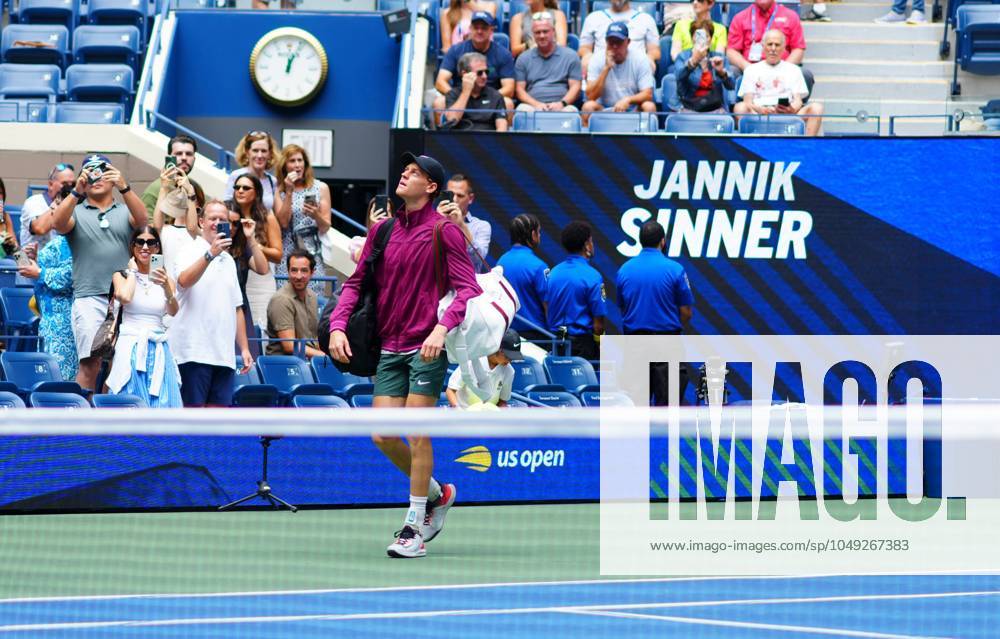 Jannik Sinner gets cheered onto court for his second round match US Open Championships 2024, Day Four, Flushing Meadows, New York, USA - 29 Aug 2024