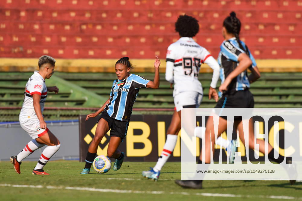 São Paulo x Grêmio Feminino SÃO PAULO, SP - 29.08.2024: SÃO PAULO X GRÊMIO FEMININO - Dani Barão (Grêmio) during the match between São Paulo x Grêmio, second game of the quarter-finals of the 2024 Brazilian Women& 39;s Championship, this Thursday, (29) at the Canindé stadium, SP. (Photo: Roberto Casimiro Fotoarena) x2602452x RobertoxCasimiro