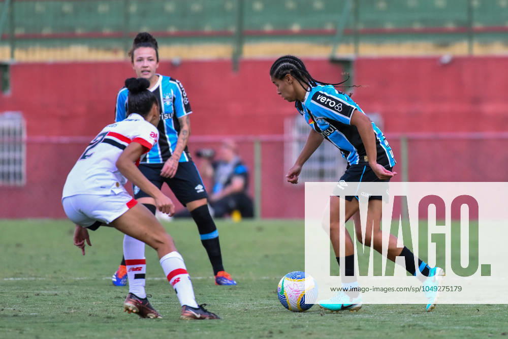São Paulo x Grêmio Feminino SÃO PAULO, SP - 29.08.2024: SÃO PAULO X GRÊMIO FEMININO - Cássia (Grêmio) during the match between São Paulo x Grêmio, second game of the quarter-finals of the 2024 Brazilian Women& 39;s Championship, this Thursday, (29) at the Canindé stadium, SP. (Photo: Roberto Casimiro Fotoarena) x2602455x RobertoxCasimiro