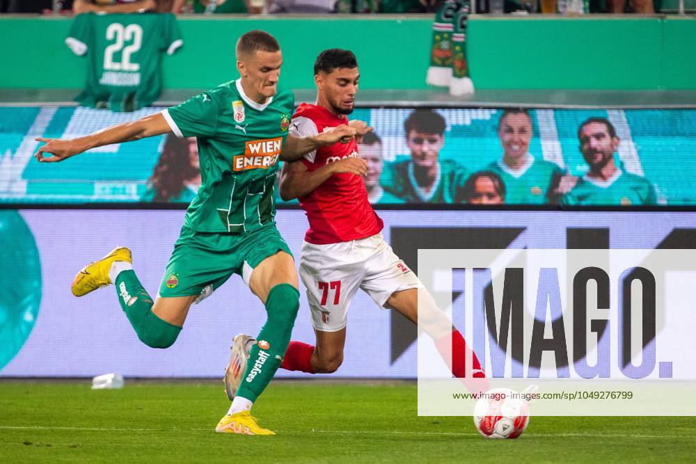 SOCCER - UEFA EL, Rapid vs Braga VIENNA,AUSTRIA,29.AUG.24 - SOCCER - UEFA Europa League, qualification, SK Rapid Wien vs Sporting Club de Braga. Image shows Nenad Cvetkovic (Rapid) and Gabri Martinez (Braga). GEPAxpictures xPhilippxBrem