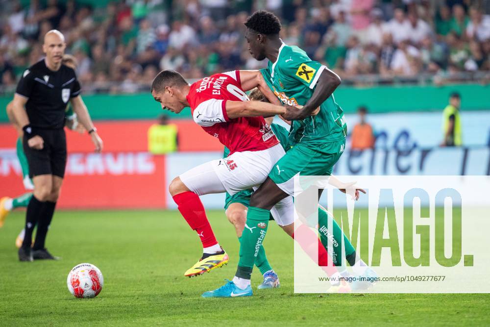 SOCCER - UEFA EL, Rapid vs Braga VIENNA,AUSTRIA,29.AUG.24 - SOCCER - UEFA Europa League, qualification, SK Rapid Wien vs Sporting Club de Braga. Image shows Amine El Ouazzani (Braga) and Serge-Philippe Raux-Yao (Rapid). GEPAxpictures xPhilippxBrem