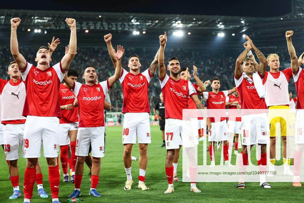 SOCCER - UEFA EL, Rapid vs Braga VIENNA,AUSTRIA,29.AUG.24 - SOCCER - UEFA Europa League, qualification, SK Rapid Wien vs Sporting Club de Braga. Image shows the rejoicing of Braga. GEPAxpictures Rauthner