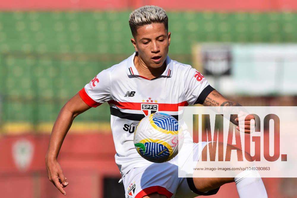 São Paulo x Grêmio Feminino SÃO PAULO, SP - 29.08.2024: SÃO PAULO X GRÊMIO FEMININO - during the match between São Paulo x Grêmio, second game of the quarter-finals of the 2024 Brazilian Women& 39;s Championship, this Thursday, (29) at the Canindé stadium, SP. (Photo: Roberto Casimiro Fotoarena) x2602521x RobertoxCasimiro