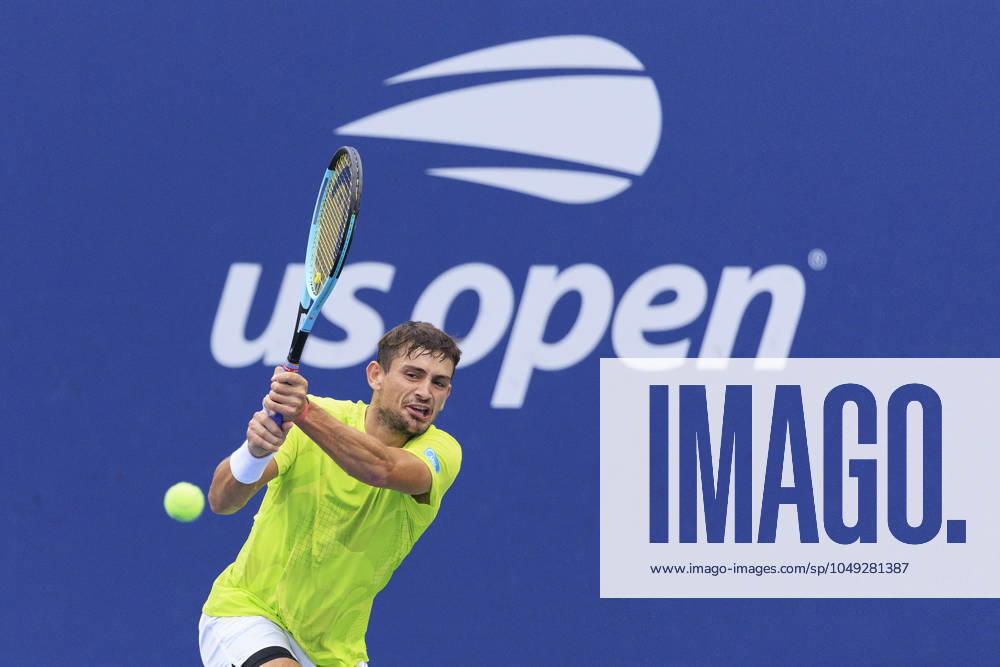 Mariano Navone hits a return during Day 4 of his match against Daniel Evans in the 2024 US Open held at the USTA Billie Jean King National Tennis Center on Thursday August 29, 2024 in the Flushing neighborhood of the Queens borough of New York City. JAVIER ROJAS PI Flushing Meadows USA - ZUMAp124 20240829_zaa_p124_104