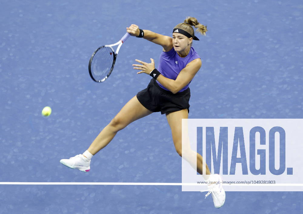 Karolina Muchova hits an overhead at net to Naomi Osaka in the second round in Arthur Ashe Stadium of the 2024 US Open Tennis Championships in at the USTA Billie Jean King National Tennis Center on Thursday, August 29, 2024 in New York City. NYP20240829108 JOHNxANGELILLO