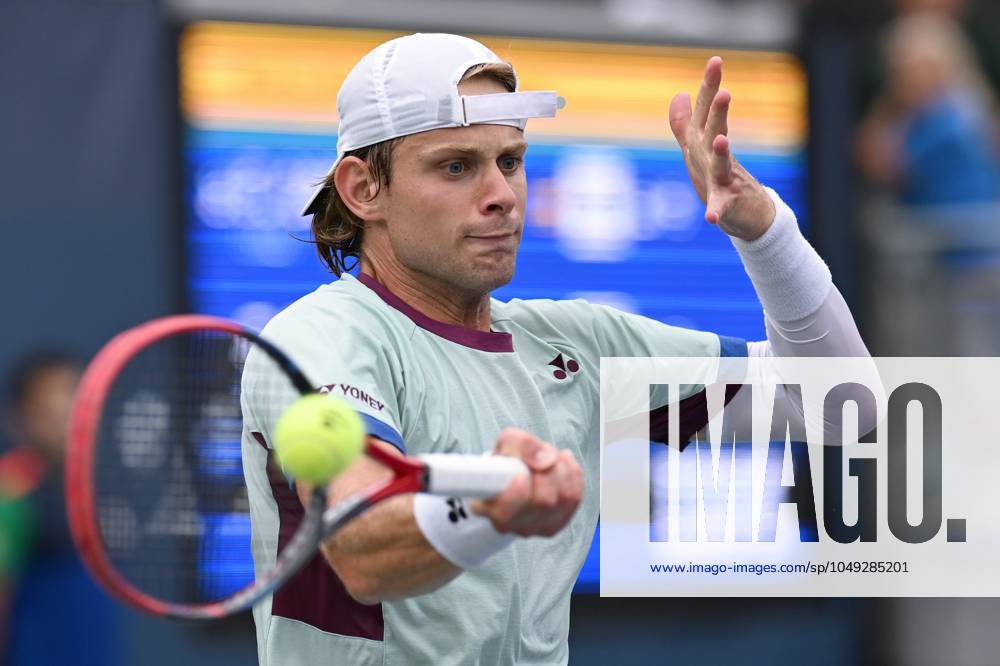 Zizou Bergs of Belgium plays against Flavio Cobolli of Italy during the Men s Singles: Round 2 of the U.S. Open tennis tournament at USTA Billie Jean King National Tennis Center, New York, NY, August 29, 2024. (Photo by Anthony Behar Sipa USA) ANTHONYxBEHAR x0757899790stx