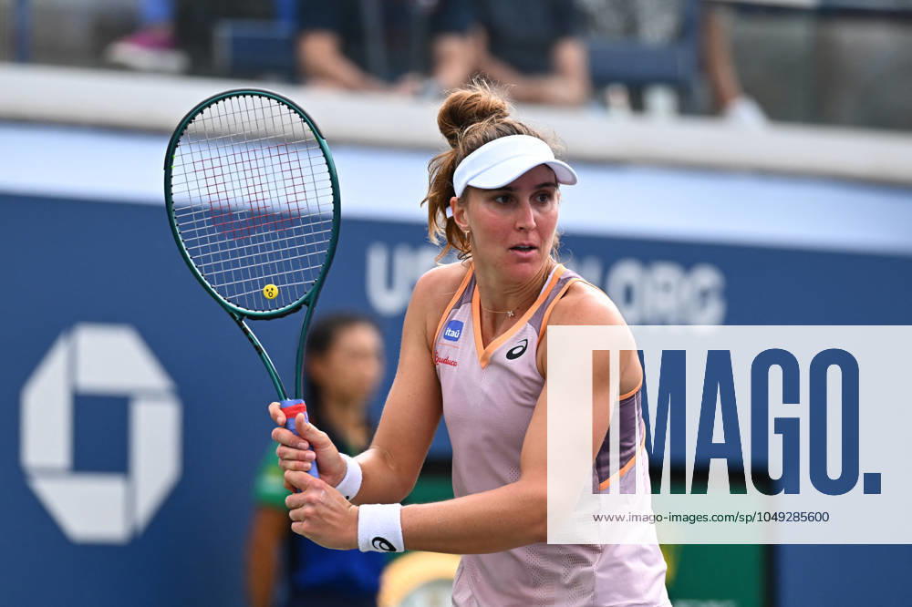 US Open - Second Round Beatriz Haddad Maia (BRA) during her second round match at the 2024 US Open at Billie Jean National Tennis Center in New York City, NY, USA, on August 29, 2024. Photo by Corinne Dubreuil ABACAPRESS.COM New York City NY United States