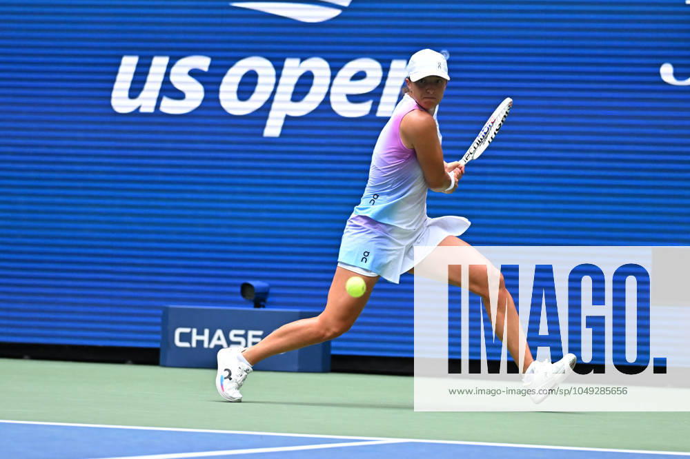US Open - Second Round Iga Swiatek (POL) during her second round match at the 2024 US Open at Billie Jean National Tennis Center in New York City, NY, USA, on August 29, 2024. Photo by Corinne Dubreuil ABACAPRESS.COM New York City NY United States