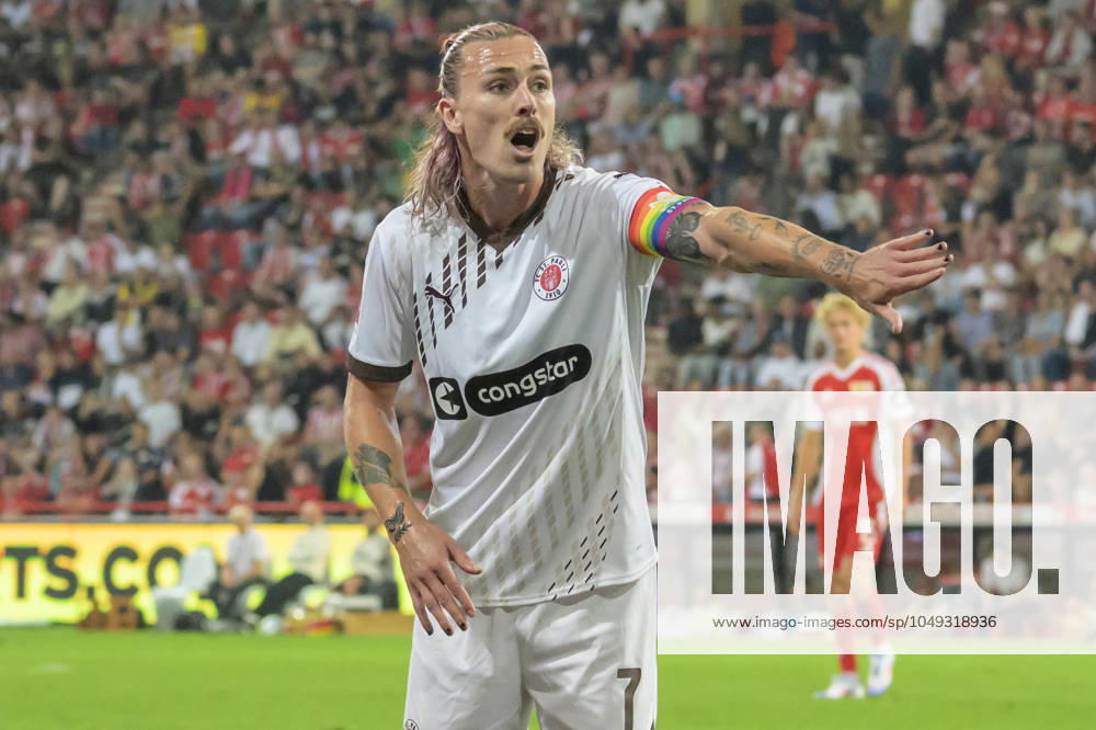GER, Berlin, 1 FC Union Berlin vs FC St Pauli, 1 Bundesliga, Football, DFB, Spielzeit 2024 2025, Alte Foersterei, 2 Spieltag, Jackson Irvine FC St Pauli, 07 , Freisteller, DFB DFL REGULATIONS PROHIBIT ANY USE OF PHOTOGRAPHS AS IMAGE SEQUENCES AND OR QUASI VIDEO, 30 08 2024,