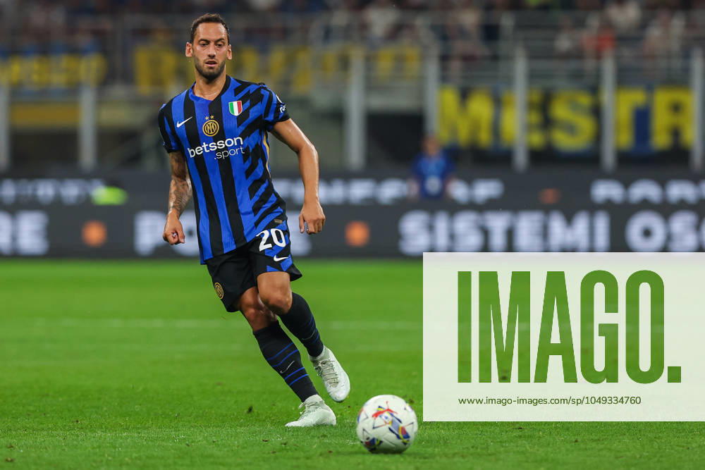 Hakan Calhanoglu of FC Internazionale seen in action during Serie A 2024 25 football match between FC Internazionale and Atalanta BC at Giuseppe Meazza Stadium, Milan, Italy on August 30, 2024 - Milan Stadio Giuseppe Meazza Milan Italy
