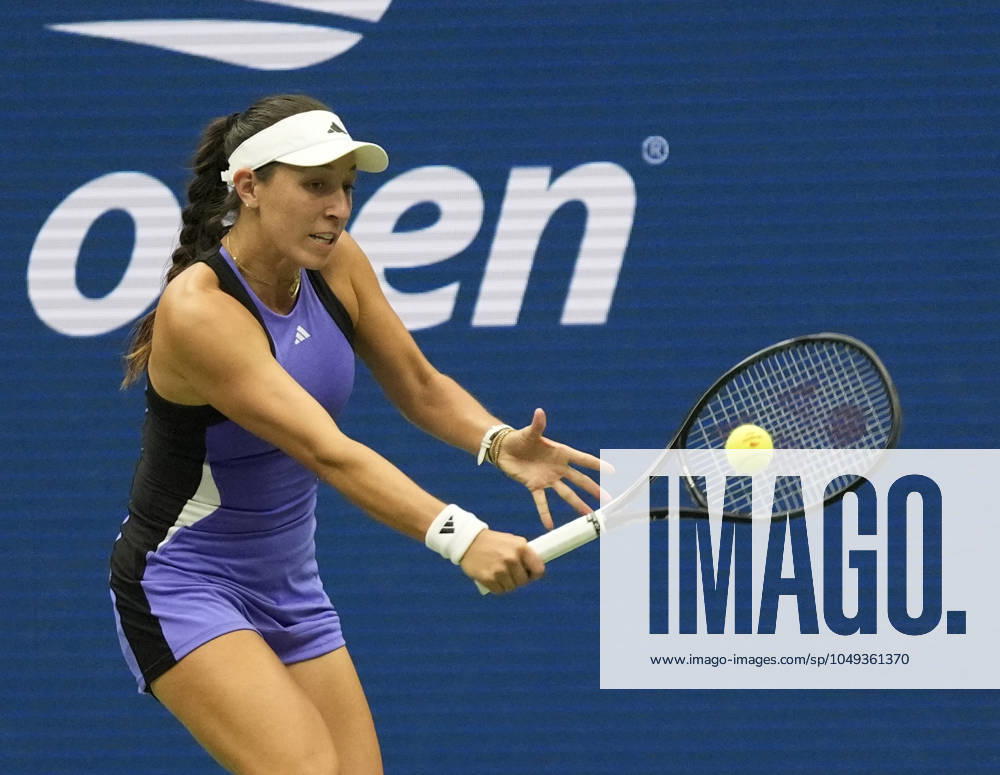 August 31,2024: Jessica Pegula (USA) defeated Jessica Maneiro (ESP) 6-3, 6-3, at the US Open being played at Billie Jean King National Tennis Center in Flushing, Queens, NY. Â CSM Flushing, Queens USA - ZUMAc04_ 20240831_zma_c04_151