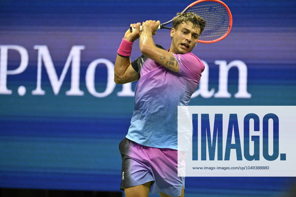 Tennis : Us Open 2024 - Flavio Cobolli - Italie Tennis :Us Open 2024 - Usa - 31 08 2024 ChrysleneCaillaud Panoramic