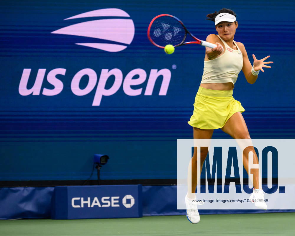 Paula Badosa (ESP) vs. Wafan Wang (CHN) during the 2024 US Open Tennis Championships at the USTA Billie Jean King National Tennis Center Featuring: Wafan Wang Where: Queens, New York, United States When: 01 Sep 2024 Credit: David Lobel INSTARimages . NOT FOR USE BY NEWSPAPERS BASED IN THE UK.