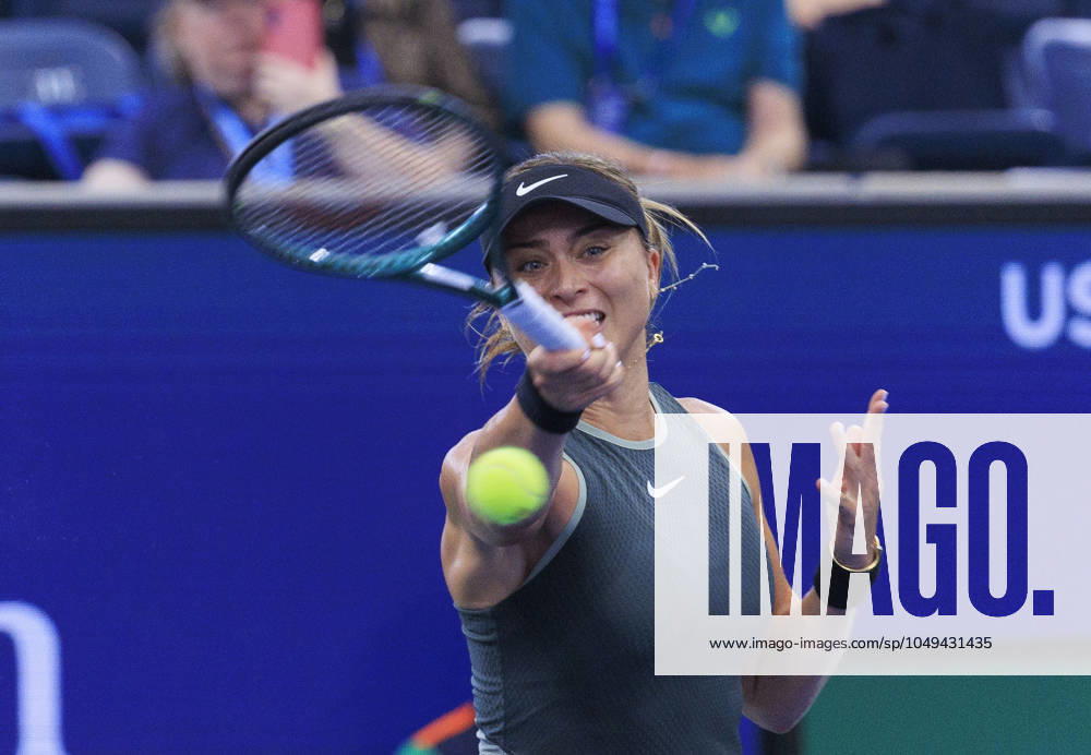 Paula Badosa hits a forehand during Day 7 of her match against Yafan Wang in the 2024 US Open held at the USTA Billie Jean King National Tennis Center on Sunday September 1, 2024 in the Flushing neighborhood of the Queens borough of New York City. JAVIER ROJAS PI Flushing Meadows USA - ZUMAp124 20240901_zaa_p124_013