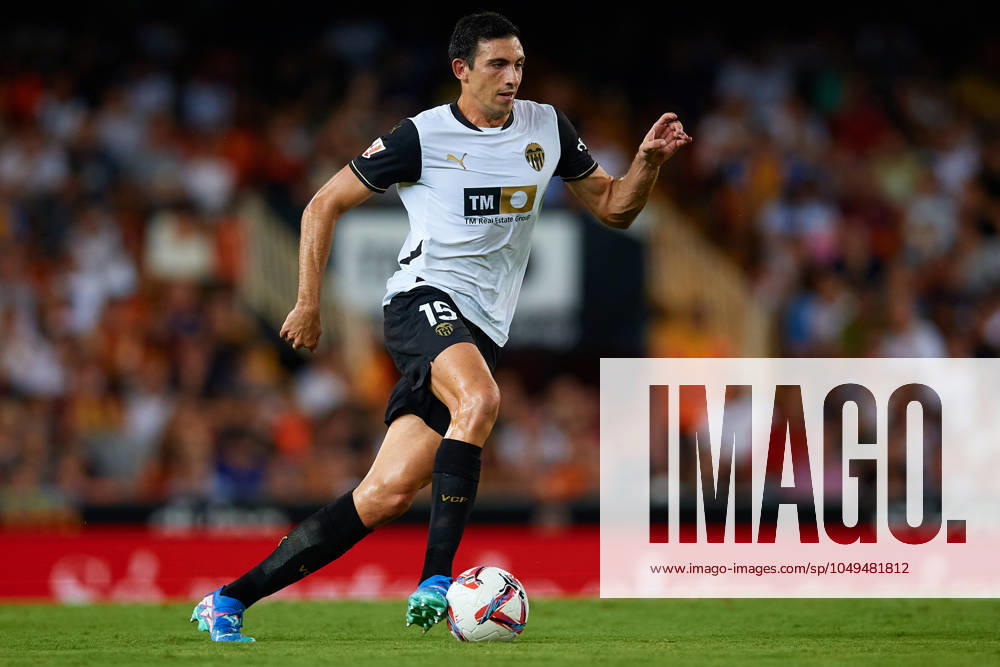 Valencia CF v Villarreal CF - La Liga EA Sports Cesar Tarrega of Valencia CF is in action during the LaLiga EA Sports match between Valencia CF and Villarreal CF at Mestalla stadium in Valencia, Spain, on August 31, 2024. Valencia Spain
