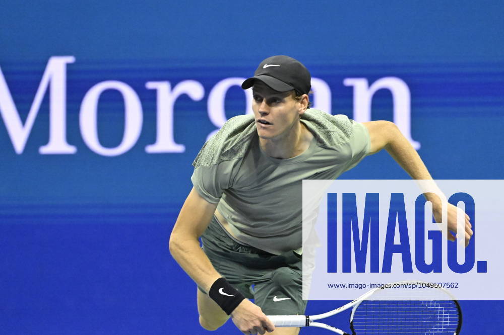 Tennis : Us Open 2024 - Jannik Sinner - Italie Tennis :Us Open 2024 - Usa - 02 09 2024 ChrysleneCaillaud Panoramic