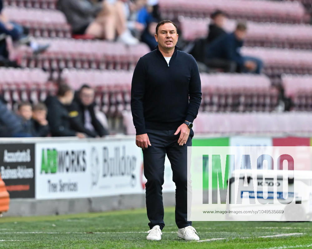 Bristol Street Motors Trophy Wigan Athletic v Morecambe Derek Adams manager of Morecambe during the Bristol Street Motors Trophy match Wigan Athletic vs Morecambe at DW Stadium, Wigan, United Kingdom, 3rd September 2024 (Photo by Cody Froggatt News Images) Wigan DW Stadium Greater Manchester United, ManU Kingdom