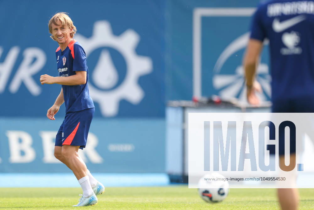 Fußball, Nationalteam Kroatien, Training Croatia training session Luka Modric of Croatia is seen during a Croatia training session ahead UEFA Natios League match against Portugal, at Marksimir Stadiun on September 4, 2024, in Zagreb, Croatia. MatijaxHabljak PIXSELL