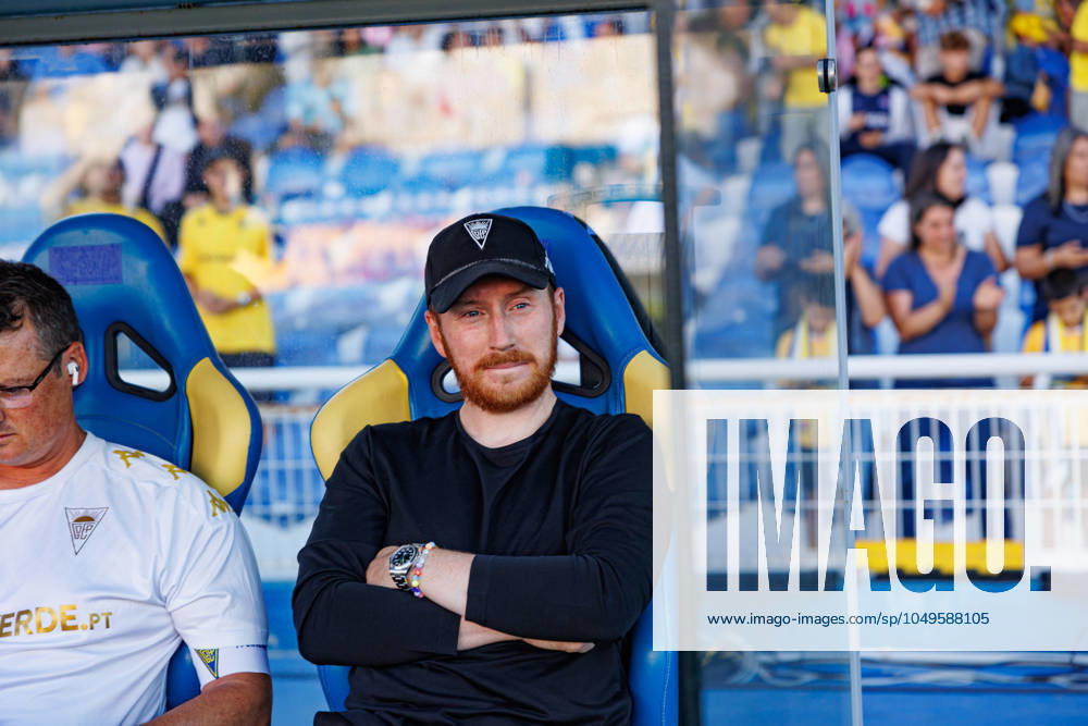 Ian Cathro seen in action during Liga Portugal game between teams of GD Estoril Praia and Gil Vicente FC at Estadio Antonio Coimbra da Mota Estoril Estadio Antonio Coimbra da Mota Portugal