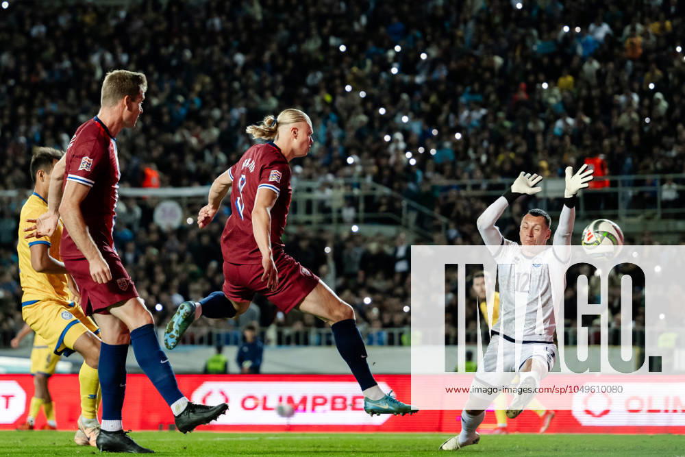 Erling Braut Haaland of Norway against goalkeeper Igor Shatskiy of Kazakhstan during the Nations League football match between Kazakhstan and Norway on September 6, 2024 in Almaty Photo Vegard Grott BILDBYRAN kod VG VG0659 bbeng fotboll football soccer fotball nations league landskamp norge norway kasakhstan kazakhstan