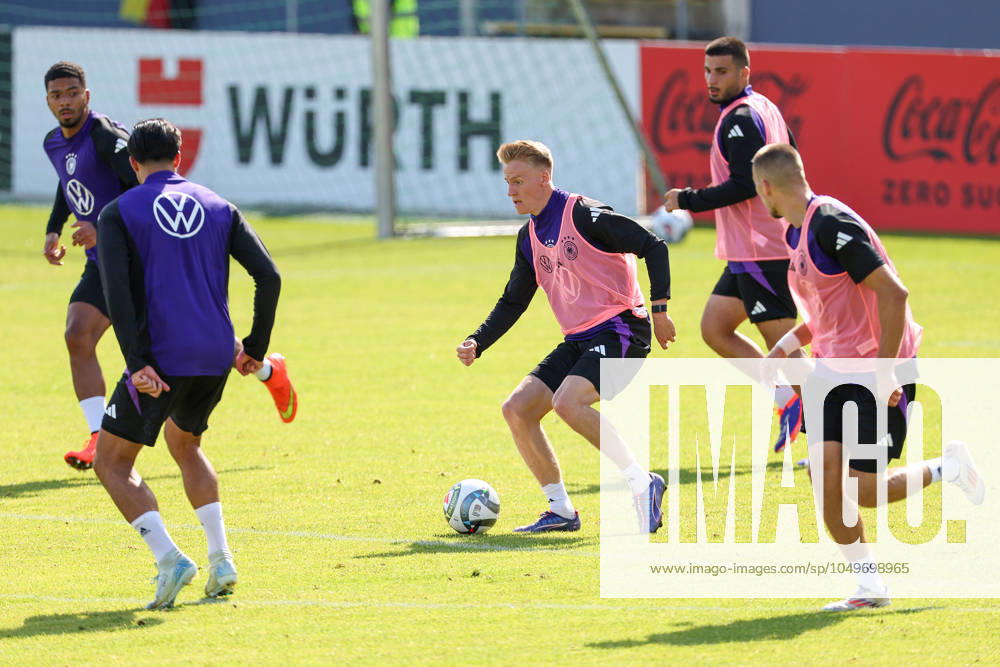 Düsseldorf, soccer, public training national team Germany, Paul Janes Stadium Chris Führich GER 11 DFB regulations prohibit any use of photographs as image sequences and or quasi video North Rhine-Westphalia Germany